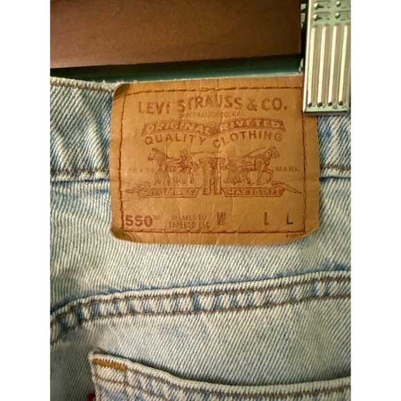 Levis 550 Relaxed Fit Tapered Leg Light Wash Denim Jeans 16 Regular L Women - Picture 4 of 8